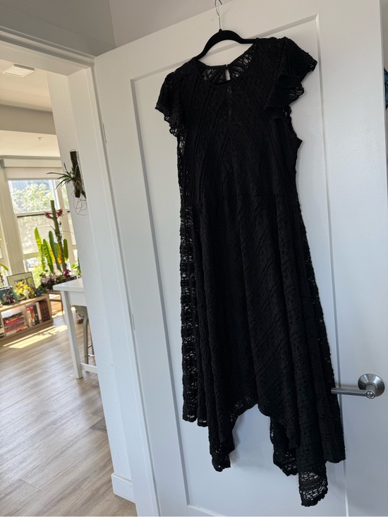 torrid Dresses & Skirts - Black Lace A-Line Midi Dress - torrid size 2